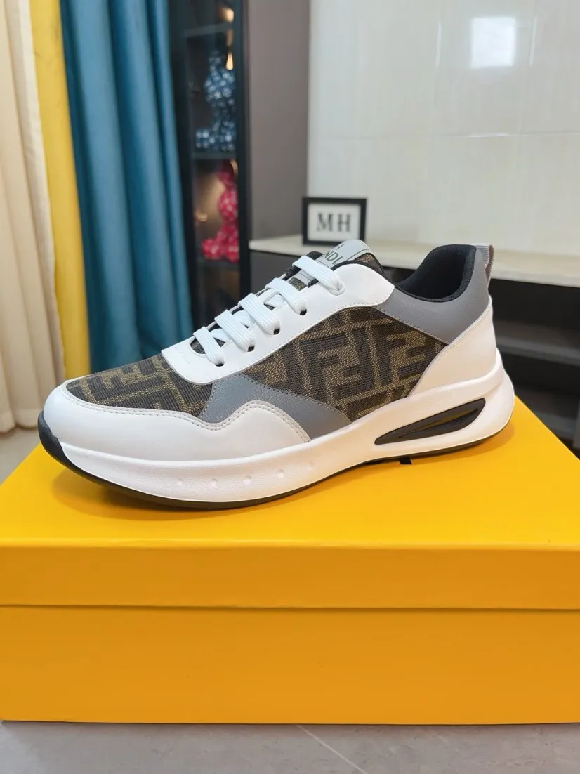 Men's Men's Shoes 💰438🌹🌹[fendi] Fendi's classic and comfortable men's, this complex sneaker is made of soft calfskin➕genuine leather lining➕original ultra-light rubber material with rough outsole. This unique light style is suitable for the casual and refined sensibility of this season. It is comfortable and natural on the feet. It is an everyday style for casual travel in autumn and winter! 38/44